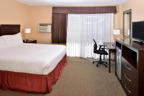 Dana Point Marina Inn image 45
